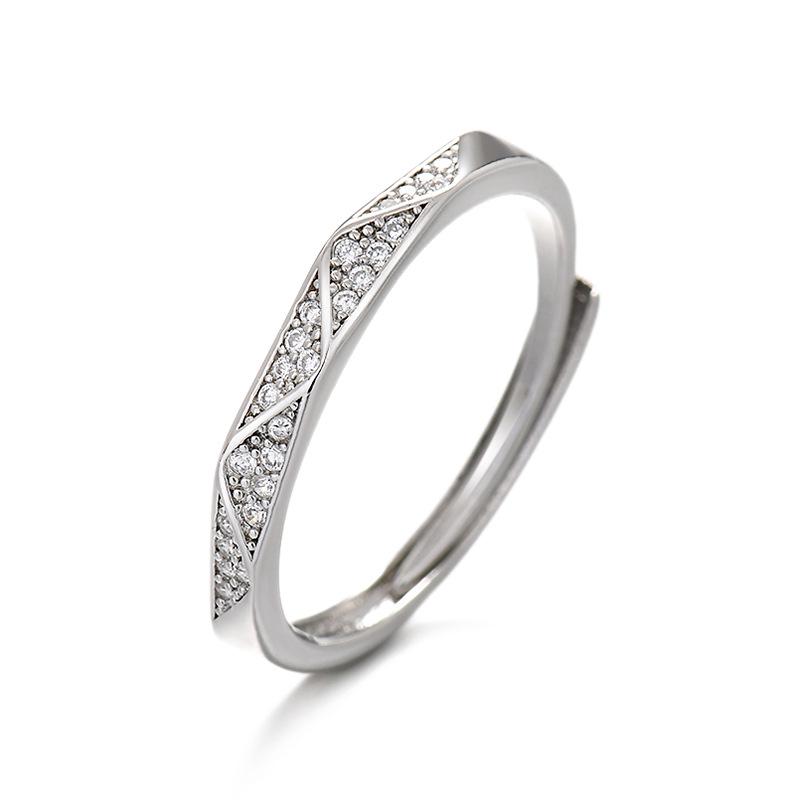 Elegant Women's Minimalist Non-Fading High-End Cold Style Ring