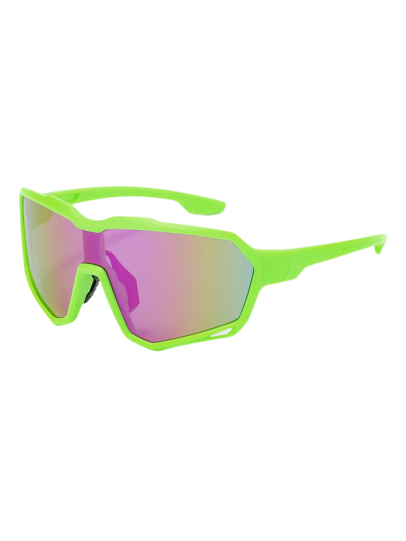 

A pair of high-definition outdoor sports fashion glasses, professional road bike riding glasses and running sunglasses