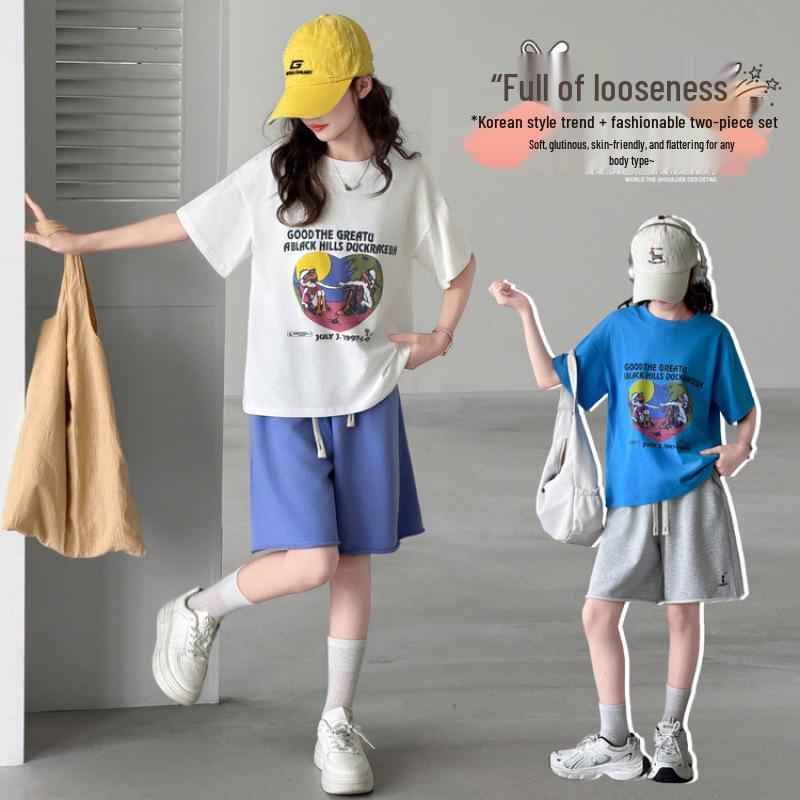 2026 New Style Girls' Cartoon T-shirt & Shorts Set – Trendy, Loose-Fit Activewear for Older Children