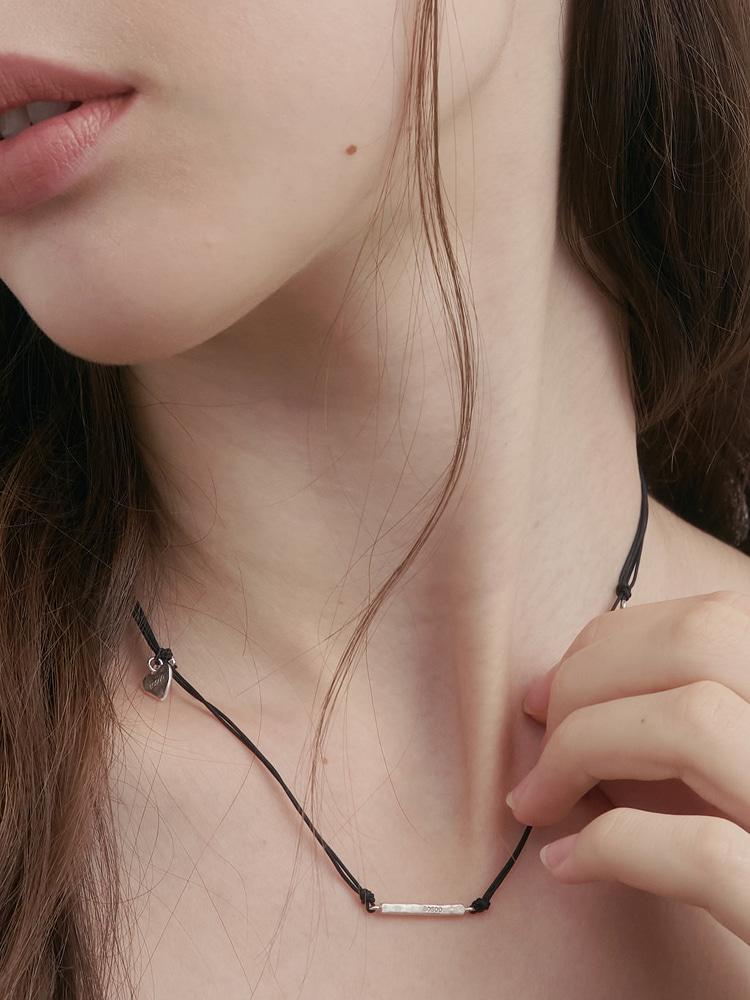 Sosoo 925 Silver Length Adjustable Logo Bar Knot Necklace