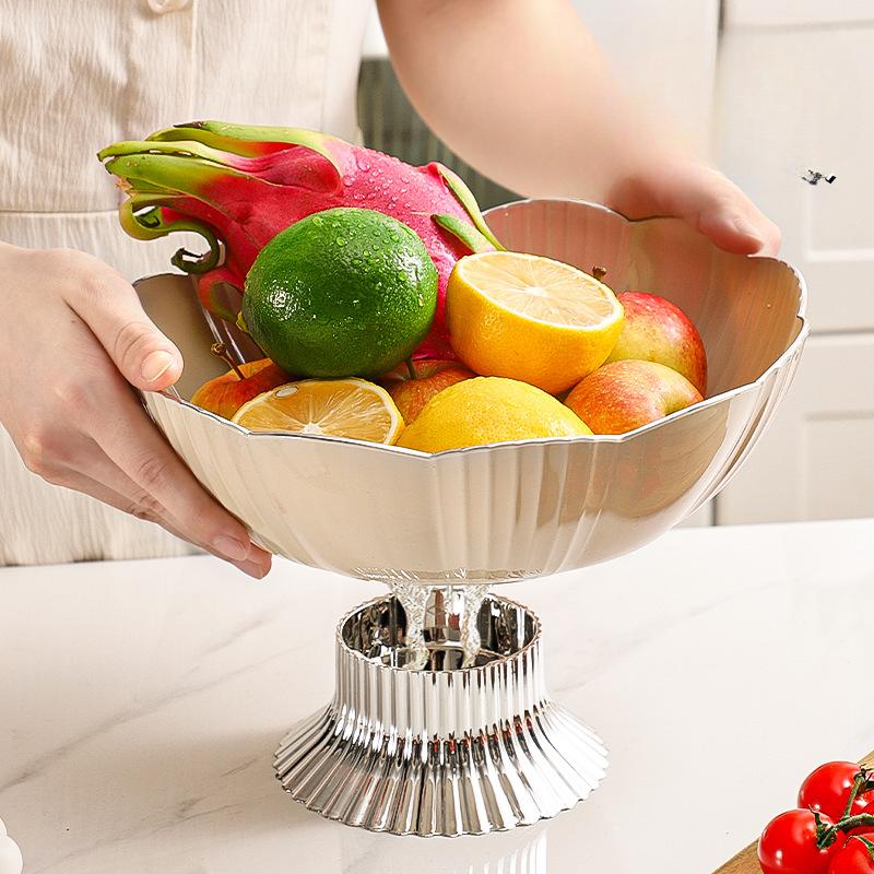 Luxury Gold Edge Drain Fruit Tray Flower Shape Large Volume Plastic Tray Home Living Room Snack Tray Dried Fruit Tray