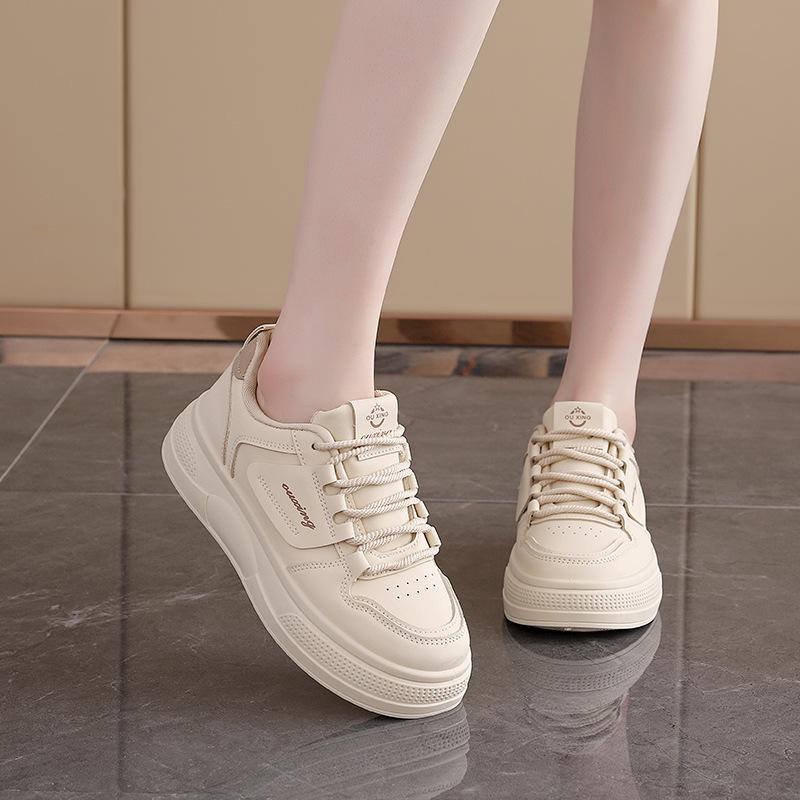 2025 spring little white shoes new Korean version ins female students platform heightening sports board shoes casual street shooting HY319