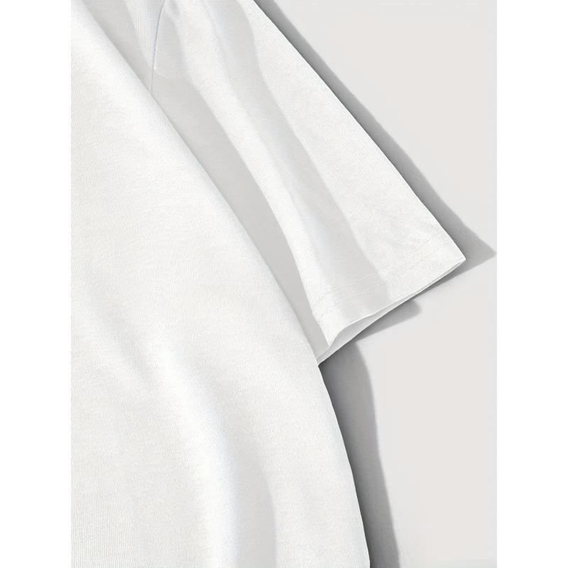 European sizes I'm Not Old I'm Classic T-Shirt - Stylish Graphic Tee for Vintage Car Lovers, Bold Text Design in Black and Gold