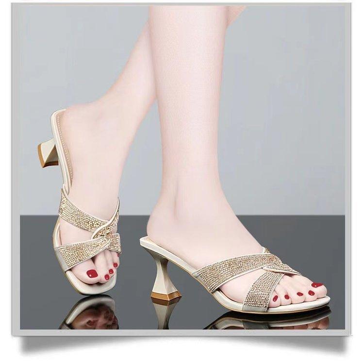 Thick-heeled slippers women's 2025 summer new sandals women's medium-heeled one-word drag fashion versatile rhinestone high-heeled cool slippers