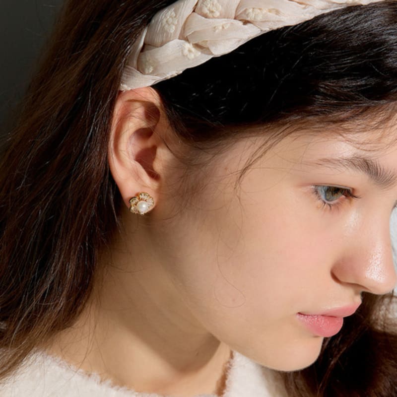 Les Bijoux Philosophy LB_Classic pearl flower earring_GOLD
