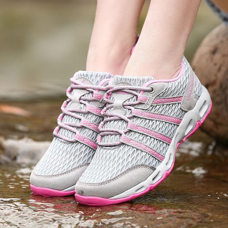 Spring and Autumn Outdoor Hiking Shoes Large Size Casual Breathable Sneakers Creek Tracking Shoes Couple Running Shoes Flat Shoes