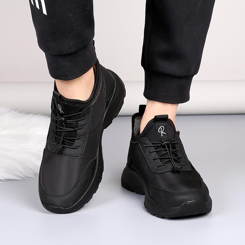 Fleece and Thickened Cloth Shoes, Men's Waterproof and Anti-slip Mid-soled Sports Shoes