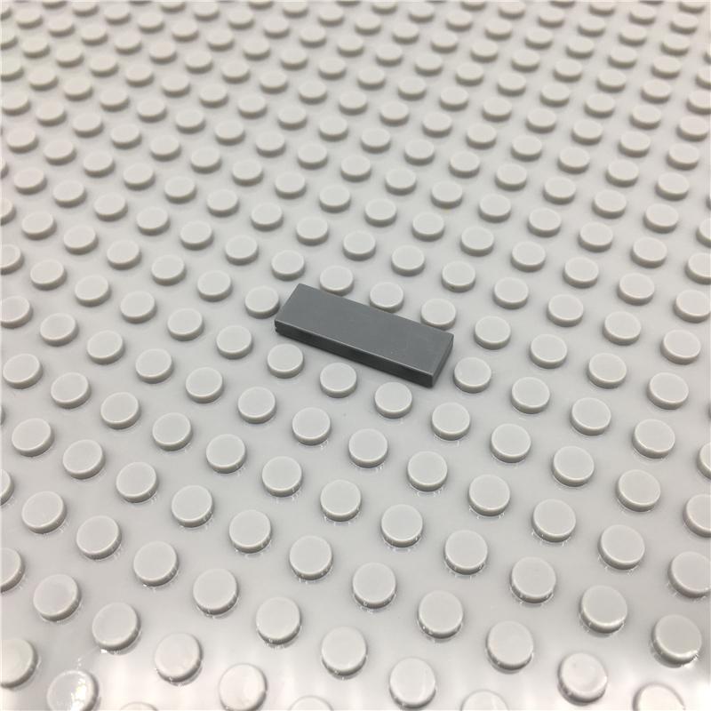 [Funbrick] 200 Stück Fliese Glatt 1x3 Noppen DIY Bausteine Dünn Pädagogisches Spielzeug Kindergröße Kompatibel mit 63864 Bri