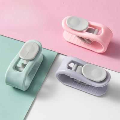 Home Needle-free Quilt Fastener, Thickened Anti-slip and Anti-running Quilt Cover Buttons, Bed Sheet and Quilt Cover Anti-shift Clips