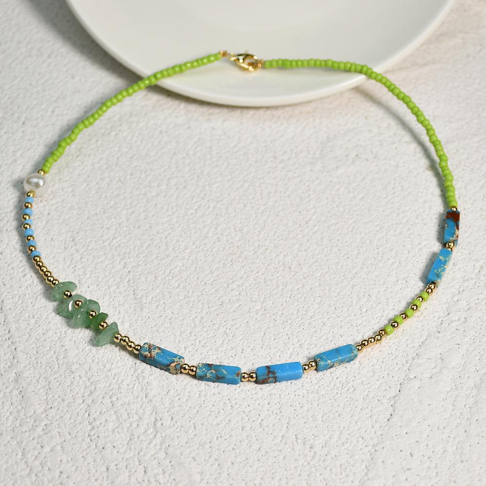 Bohemian Agate Green Pearl Choker Necklace for Women – Handmade Semi-Precious Stone Jewelry