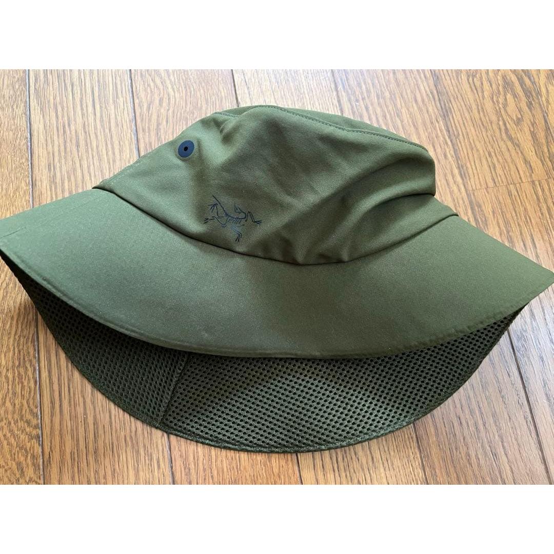 Used arcteryx hat