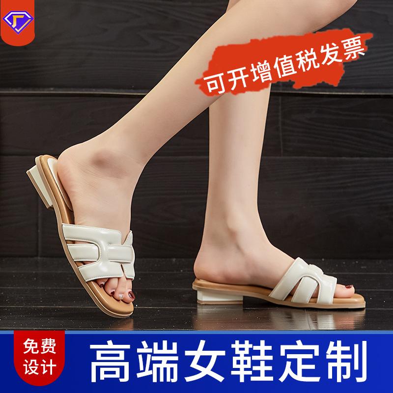 Customized French square head woven one-word open-toed slippers women's outer wear 2025 lazy versatile outer wear beach sandals women