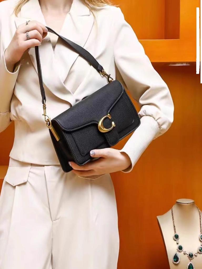 Dámská crossbody kabelka 2024 z pravé kůže - Design obálky Dionysus s texturou liči