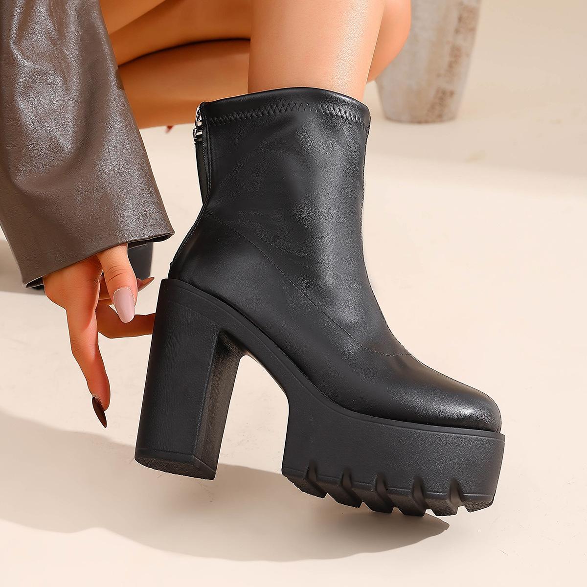 

2025 autumn round head waterproof table thick sole rear zipper fashion boots high heel thick heel 2025 large size short boots children 36