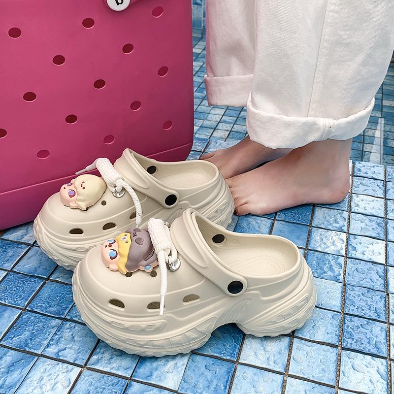 Casual Hole Shoes Seaside Beach Shoes Shoes Women's New Two Wear Platform Slippers Women's Bag Head Sandals