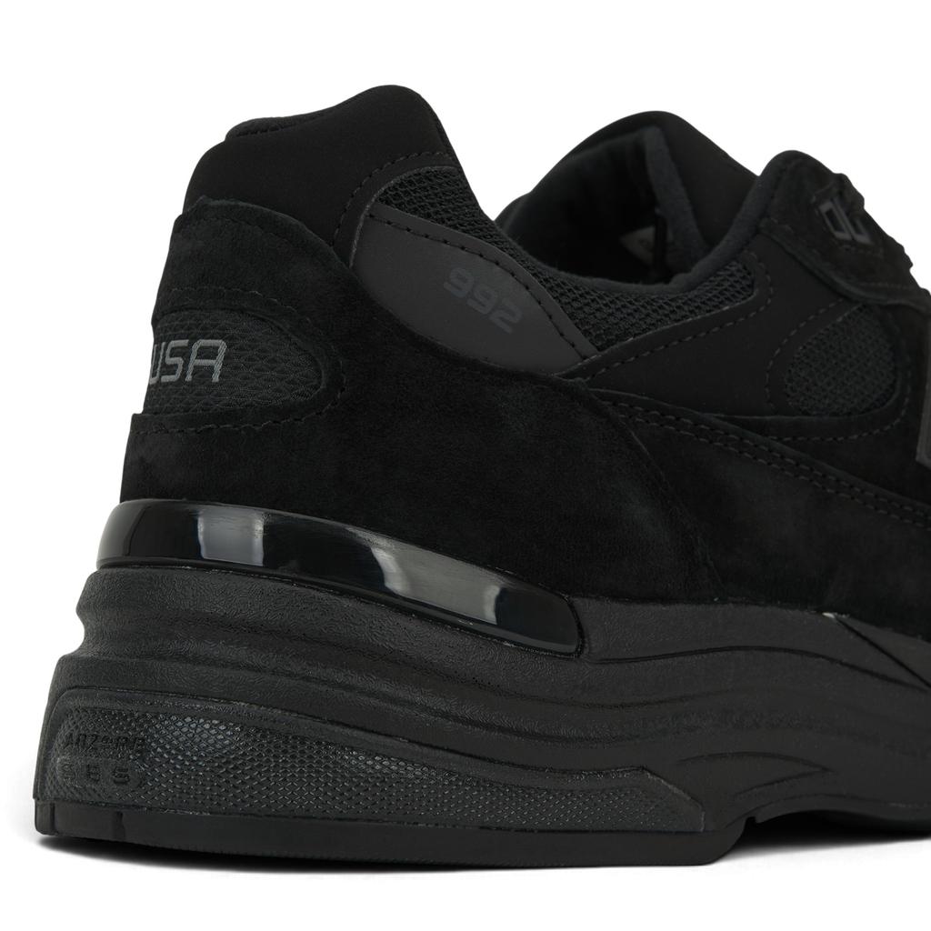 New Balance 992 Hergestellt in den USA Triple Black 2021 Unisex-Sneaker M992EA