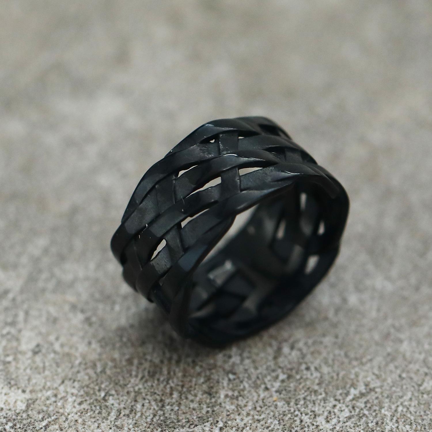 

Винтажные плетеные символы викингов из нержавеющей стали мужские и женские кольца простые для девушек и парней ювелирные изделия готические парные кольца на пальцы No. 13 чёрный