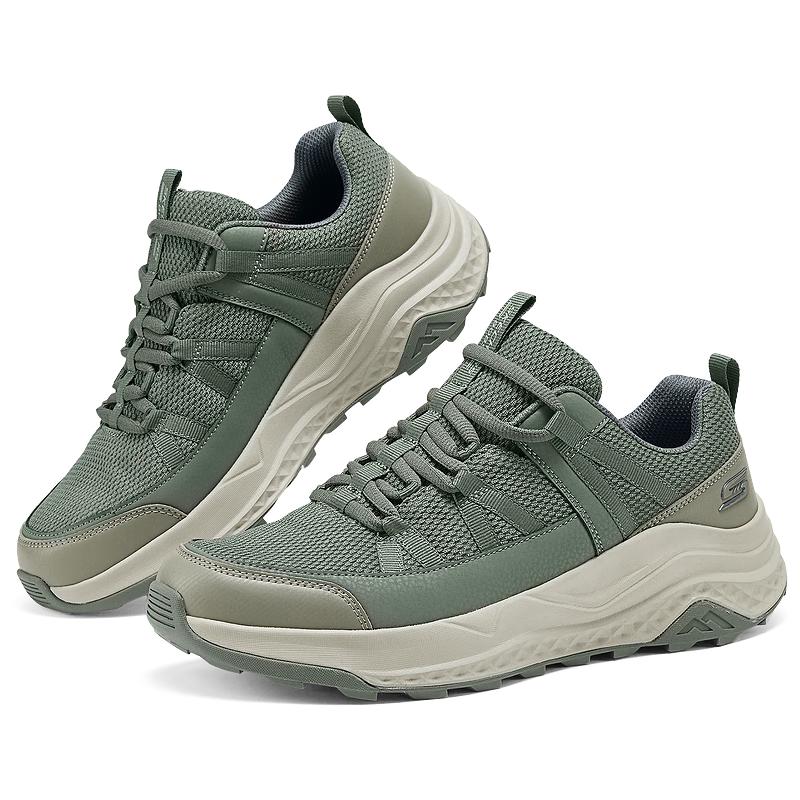 Skechers Men s Lightweight Comfort Sneakers US 8