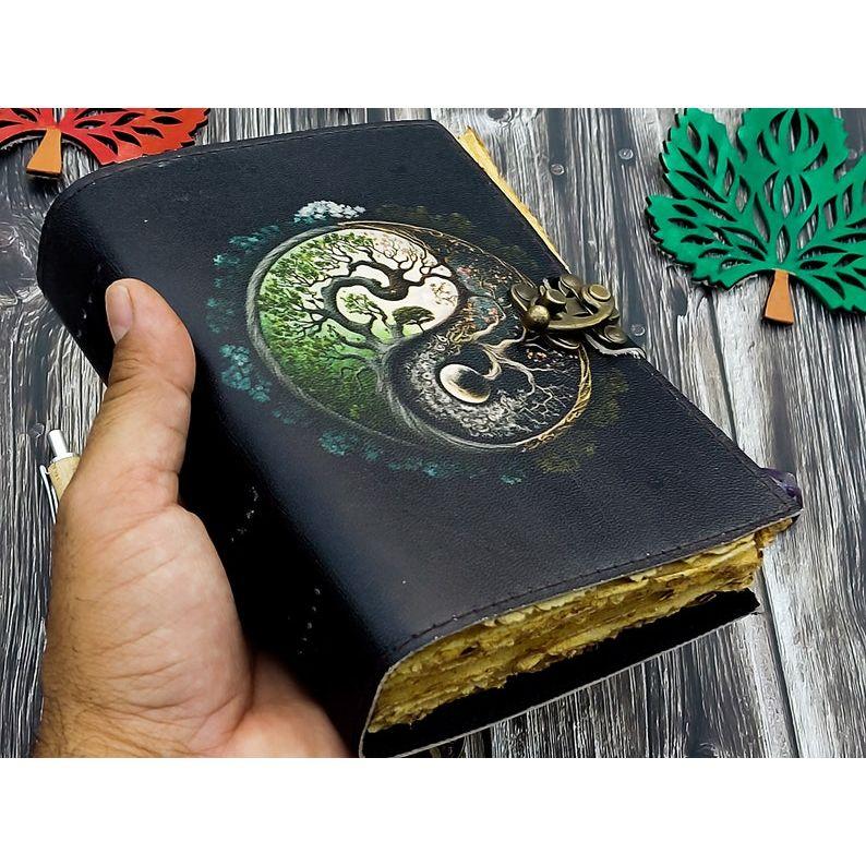 

кожаный блокнот ручной работы кожаный блокнот с принтом дерева для мужчин женщин пустой журнал заклинаний книга теней бумага ручной работы 200 страниц 7 x 5 in