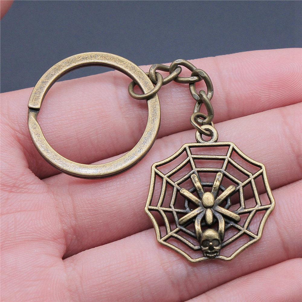 Halloween Spider Bat Spooky Keychain for Couples New Arrival Vintage Graduation Gift Simple Key Organizer
