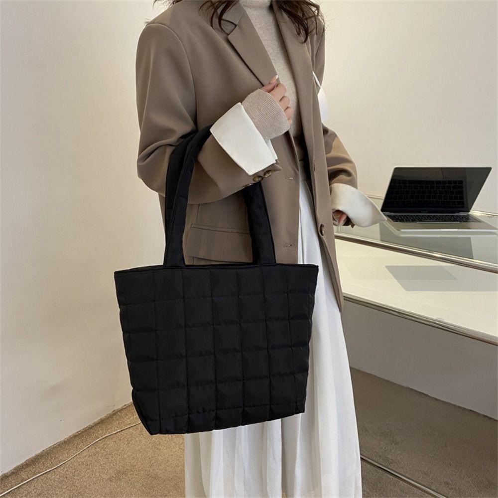 Solid Color Fashion Tote Bag Korean Style Quilted Handbag Cotton-padded Tote Bag  Daily Commute
