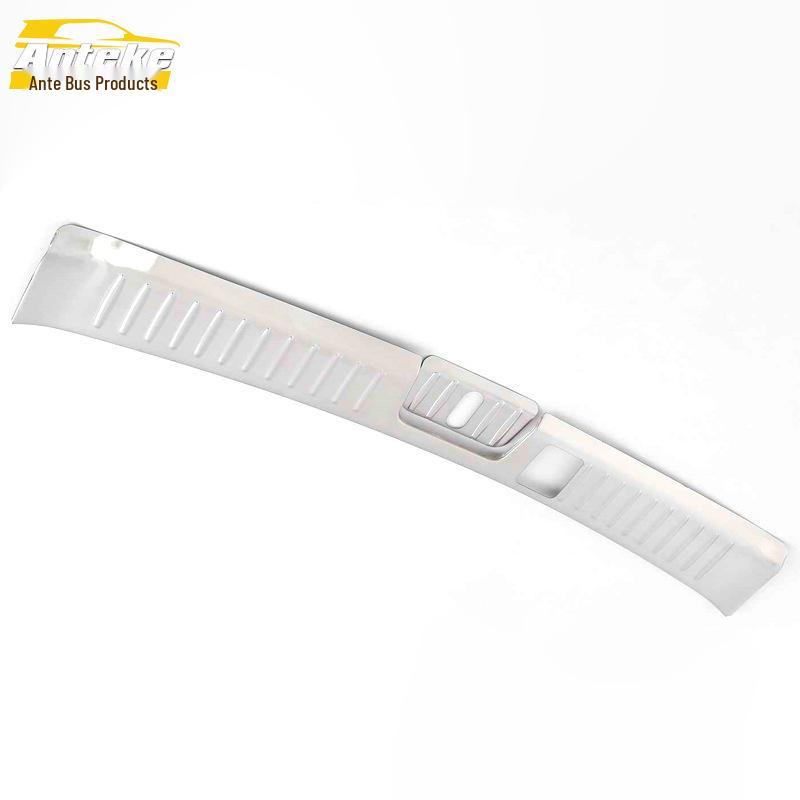 Listwa Zderzaka Tylnego Captiva & Naklejka Ochronna Klapy Bagażnika - Akcesorium Zewnętrzne