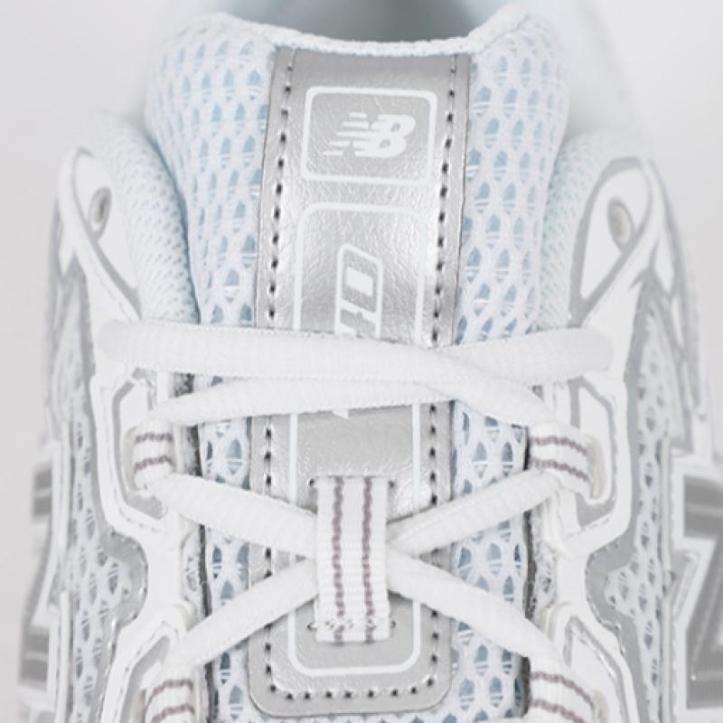 New Balance 740v2 White Silver Metallic