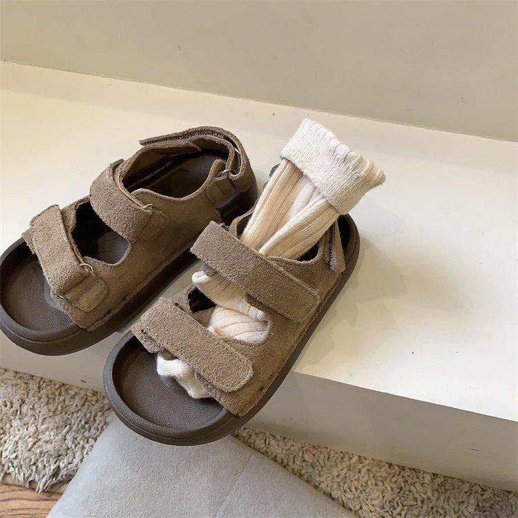 

Children s retro sandals 2025 summer new boys and girls anti-kick lightweight outdoor beach shoes baby sandals 33 серый