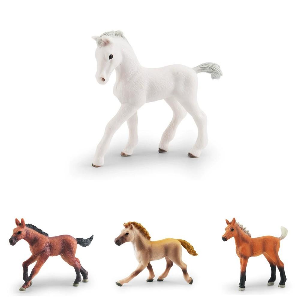 Realistic Horse Figurine With Plastic Material For Desktop Decoration And Collectors Item