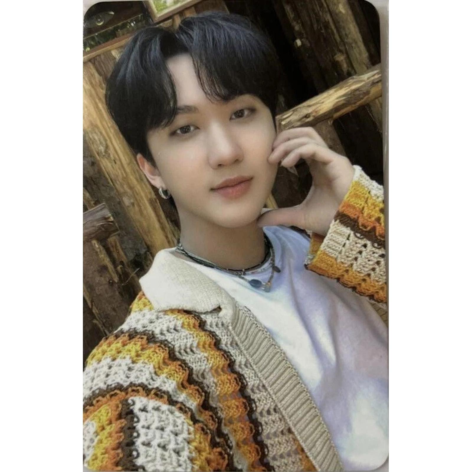 Stray Kids Stay in STAY in JEJU JYP SHOP SKZOO STORE ОФИЦИАЛЬНАЯ ФОТОКАРТОЧКА CHANGBIN JYP SHOP / 1