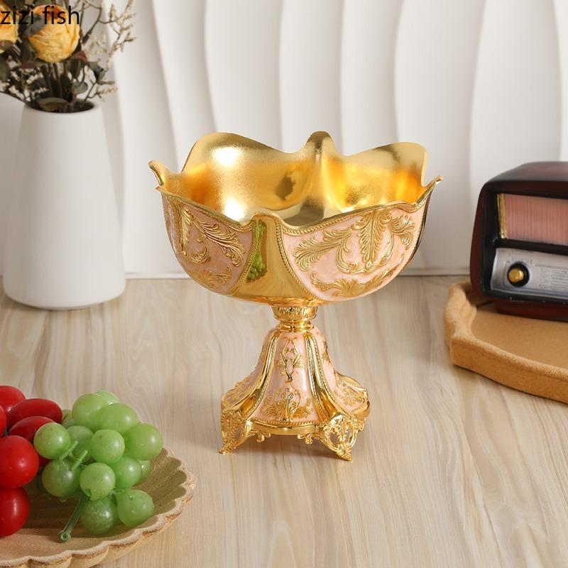 Vintage High Footed Fruit Plate Ornament Dessert Bowl Goblet Ice Cream Bowl Pastry Plate Snack Bowls Dim Sum Dish Candy Tray