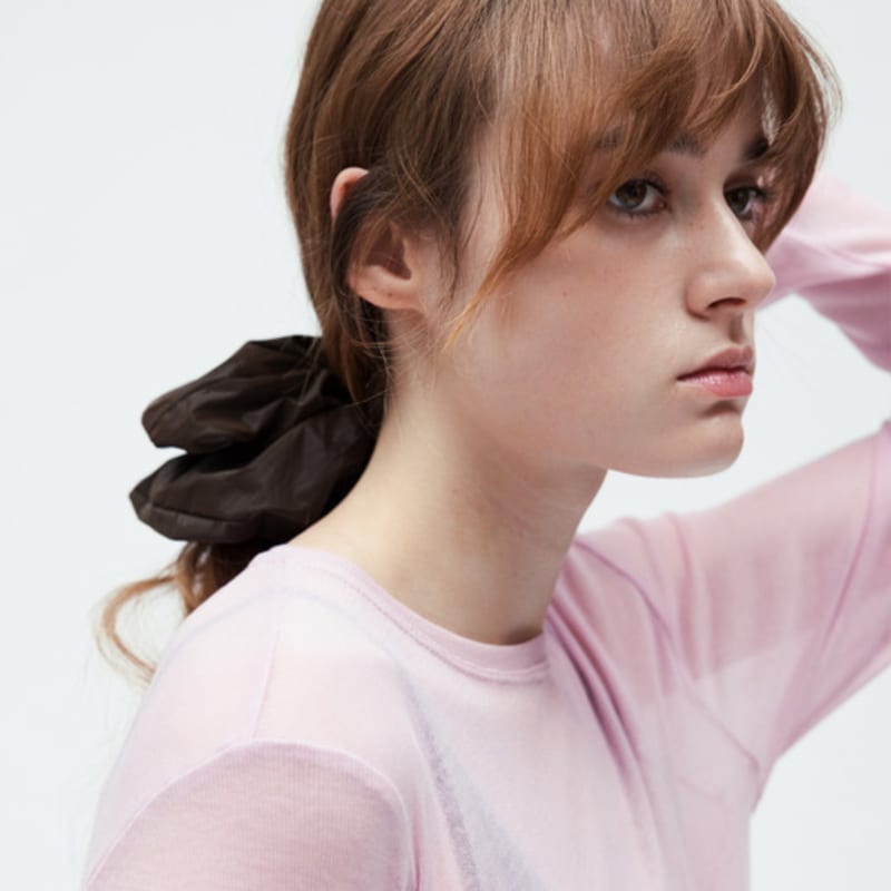 H8 TWO TONE SCRUNCHIE (CHOCOLATE)