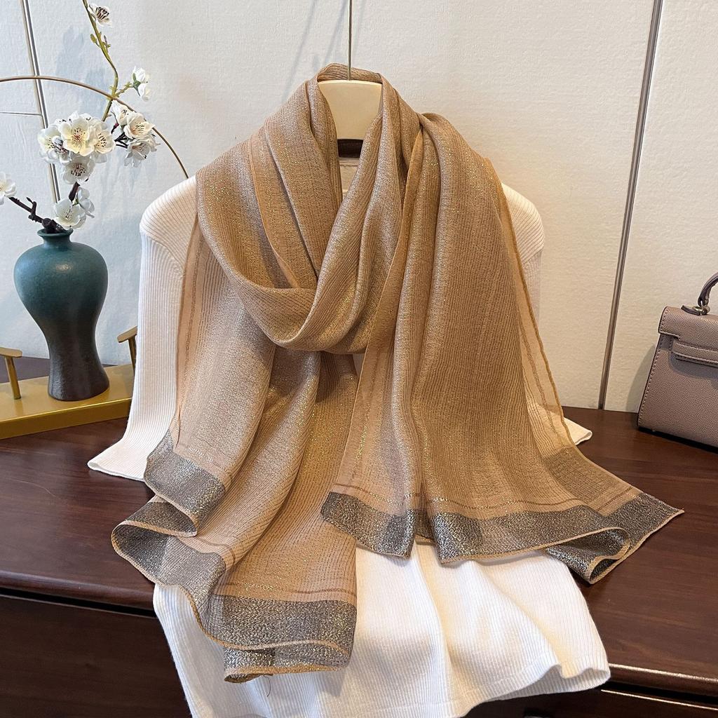 Vår og Sommer Nytt Temperament Mote Skjerf Tynt Klimasjal Langt Varmt Emulasjon Silkeskjerf for Kvinner