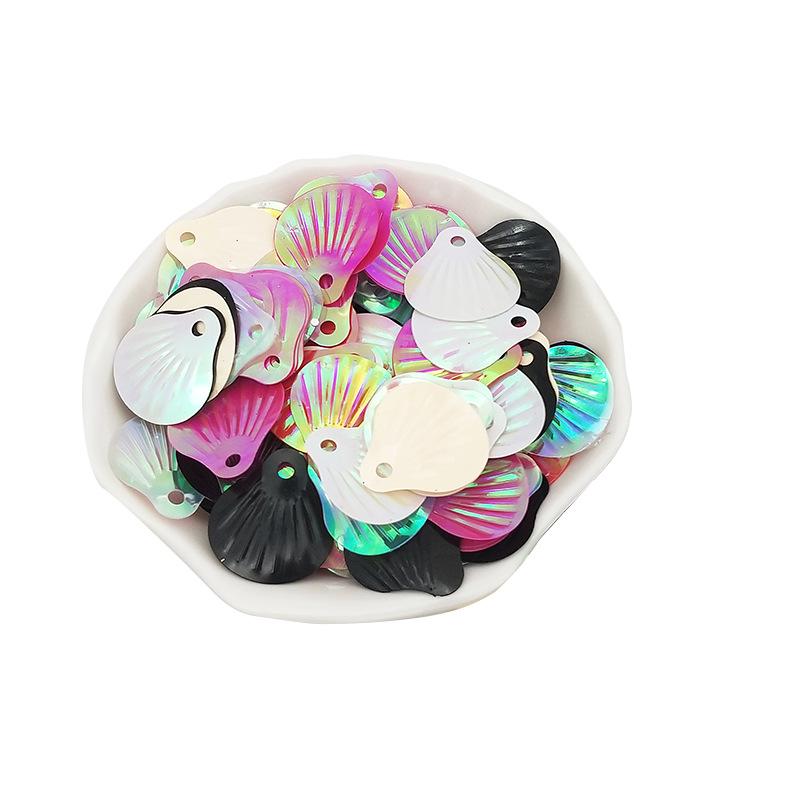 Yale Dobe Fish Scale Fan-Shaped Sequins 22x24mm for DIY Ethnic Costume Sewing