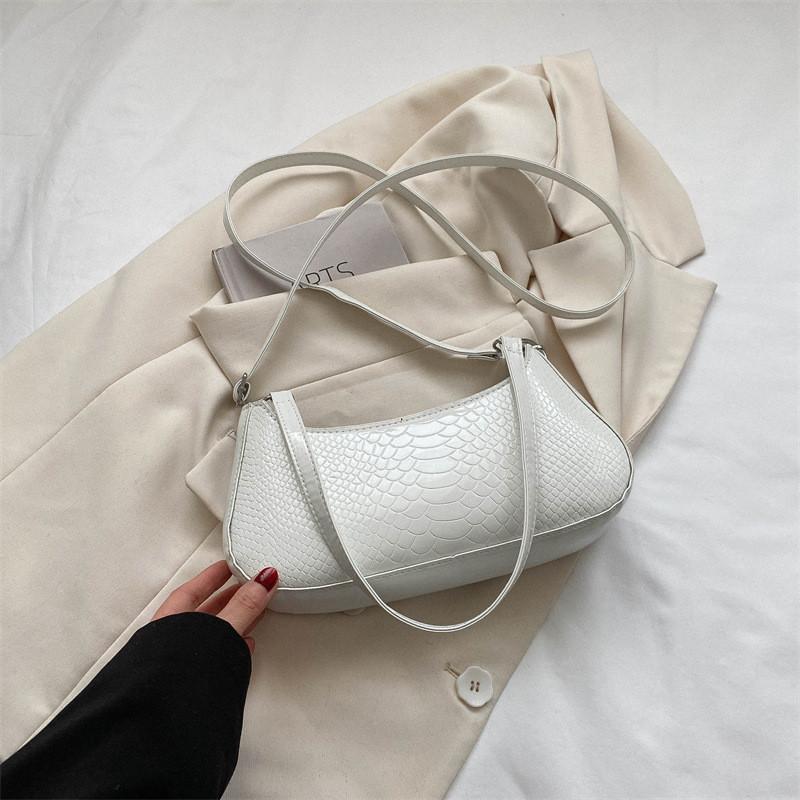 Chic Trendy Shoulder Bag For Women 2023 Summer Stylish Handbag With Zipper Closure