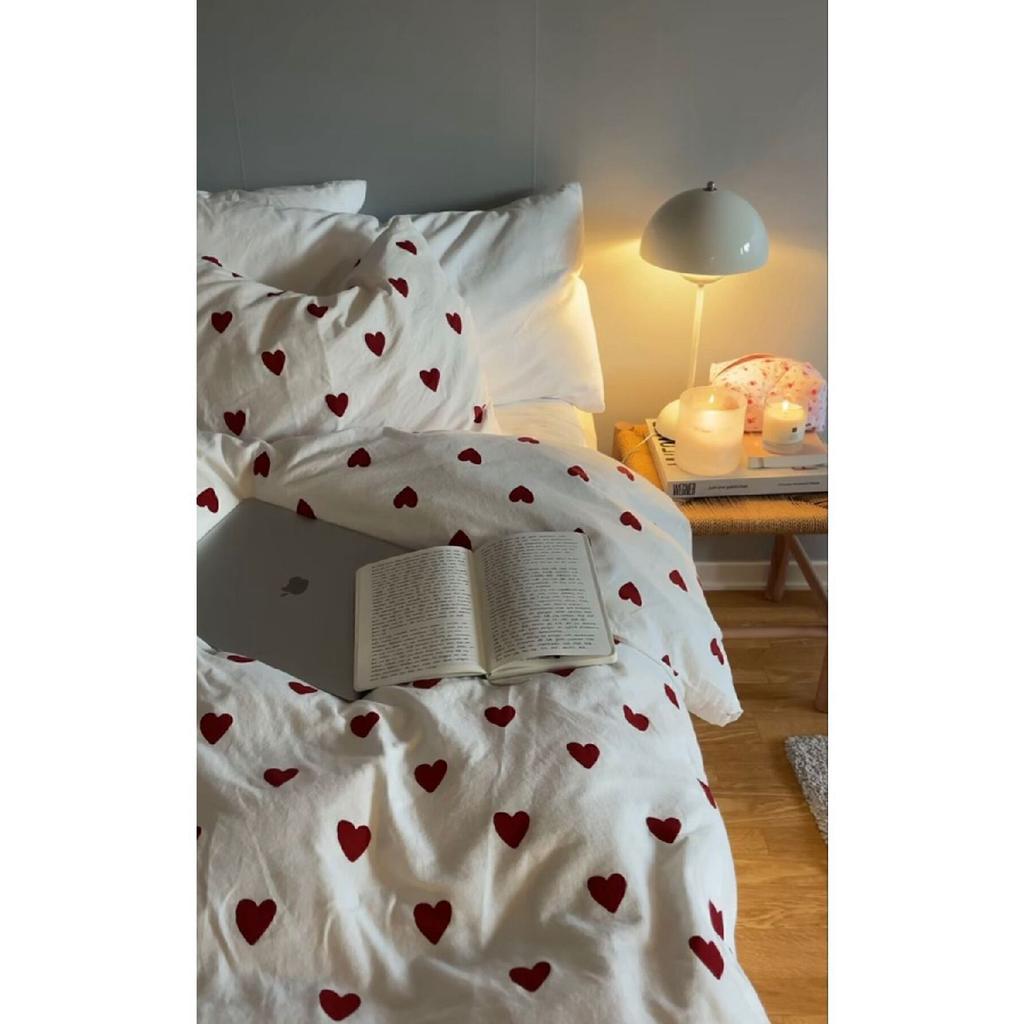 Single Red Heart Duvet Cover Set (without Sheets)
