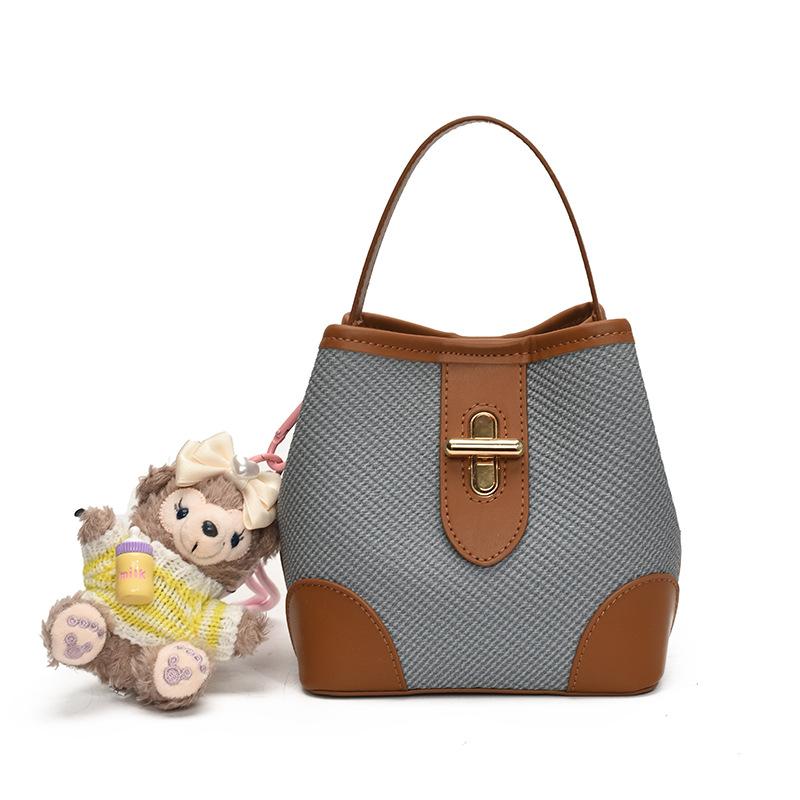 New Handbag Women's Shoulder Bag Fashion Messenger Bag