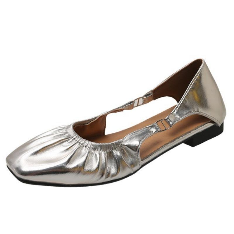 Shallow mouth niche ladyshoes women's new pleated square head single shoes women's summer wear versatile flat-soled grandma shoes women