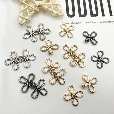 10 ks Retro svetrový kardigan Kovové knoflíky Přezka na čínský oděv Cheongsam Spojovací přezka Spona na plášť