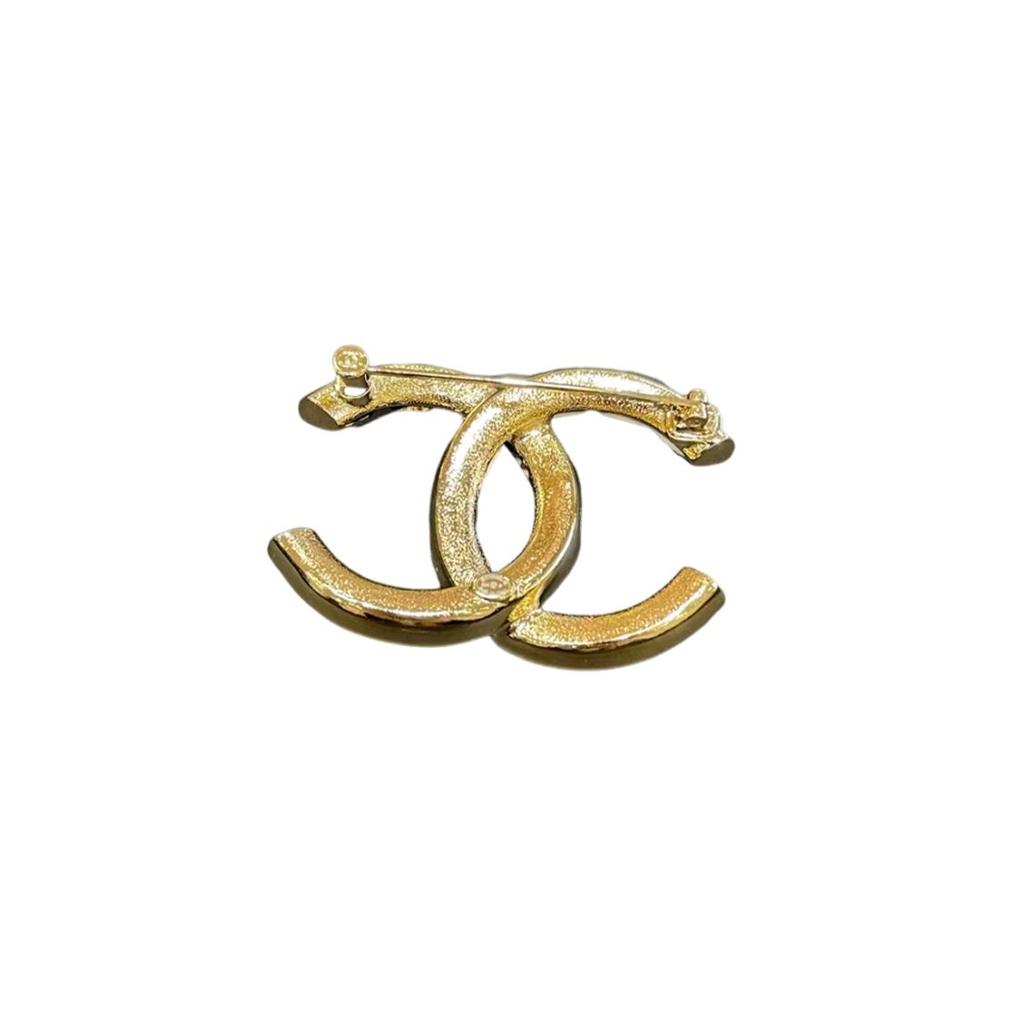 Chanel Double C Logo Brooch Women accessories Gold White Black ABC990-B16125-NW385