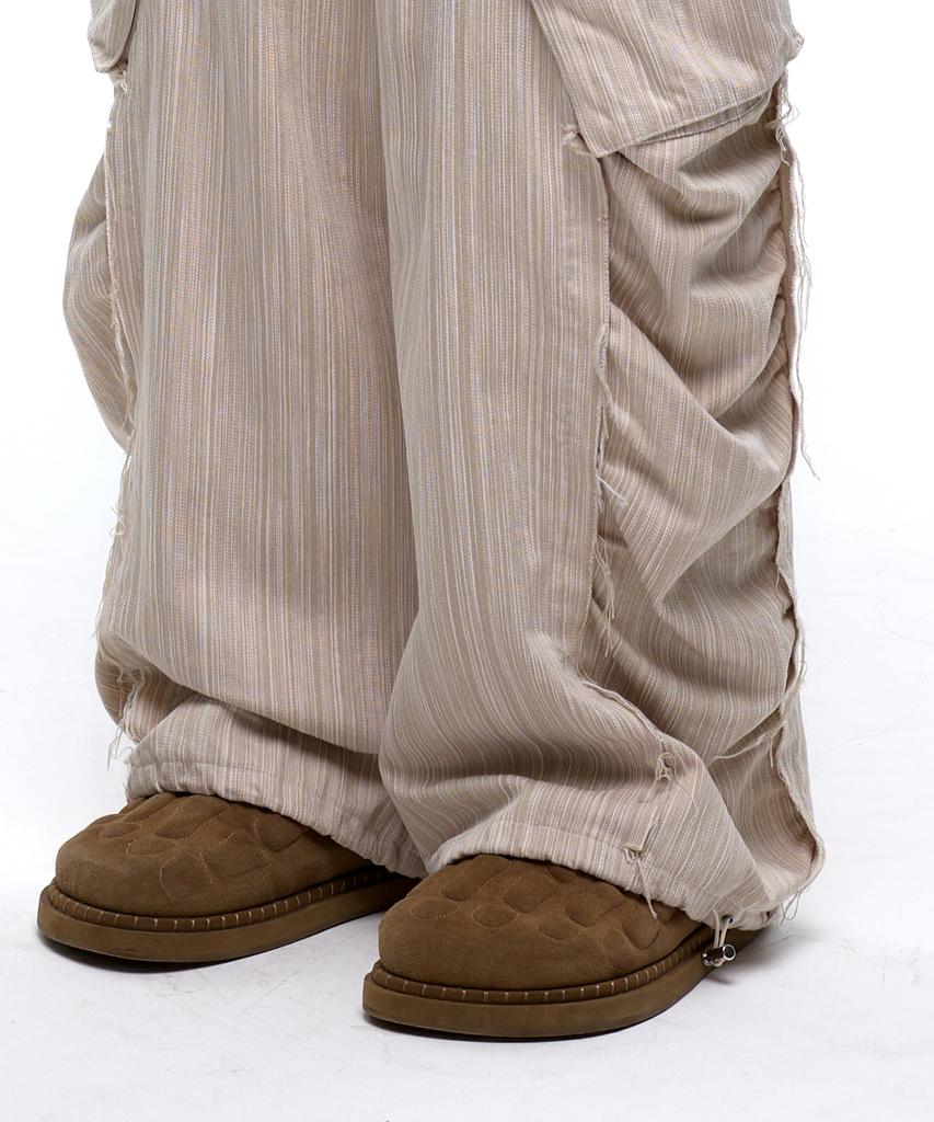 Aleseuseussi Wrinkle Mixed Stripe Cargo Pants - Beige
