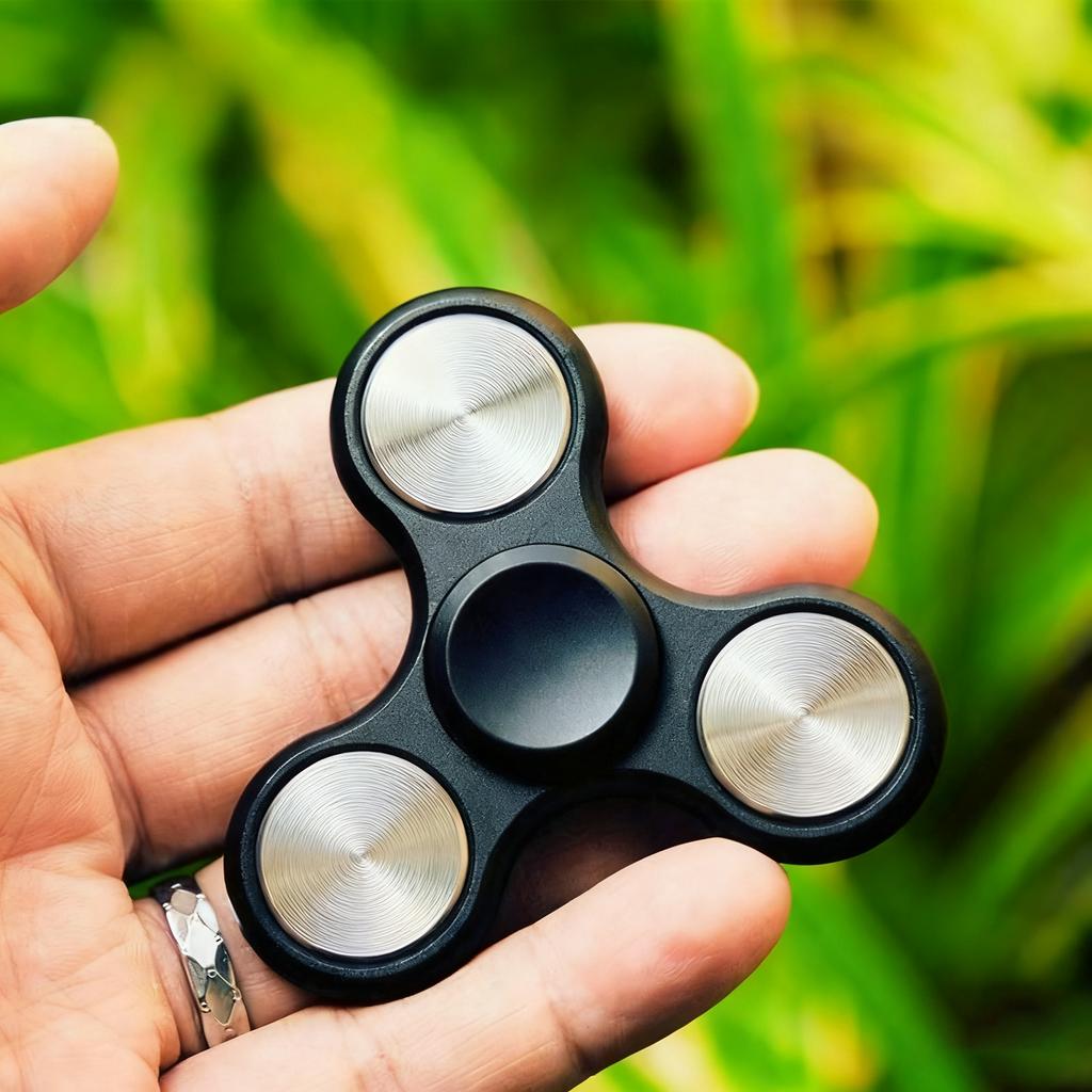 Fingertip Gyro Leaker Aluminum Alloy Finger Gyro Stainless Steel Big Three Magical Decompression Spinning Toy