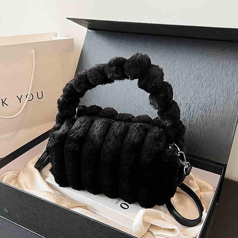 

Fashi Fake Fur Plush Handbag Autumn Winter Women s Soft Plush Shoulder Bags Korean Fema Casual Versatile Crossbody Bag (20cm<Max Length<30cm) чёрный