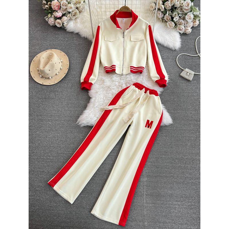 

Спортивный костюм модного кроя с воротником-стойкой на молнии, повседневный, прямого силуэта Apricot color XL