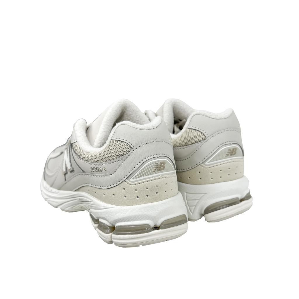 New Balance 2002R Hook & Loop Little Kid Beige Fleece Lined Kids Sneakers Cream PV2002TM