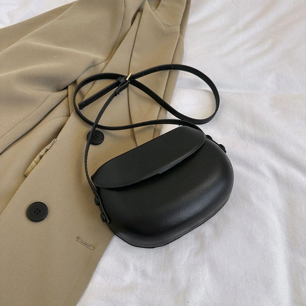 Korean Style Retro Shell Bag Fashion Design Versatile Saddle Bag Flap Crossbody Bags Outdoor чёрный 1219₽