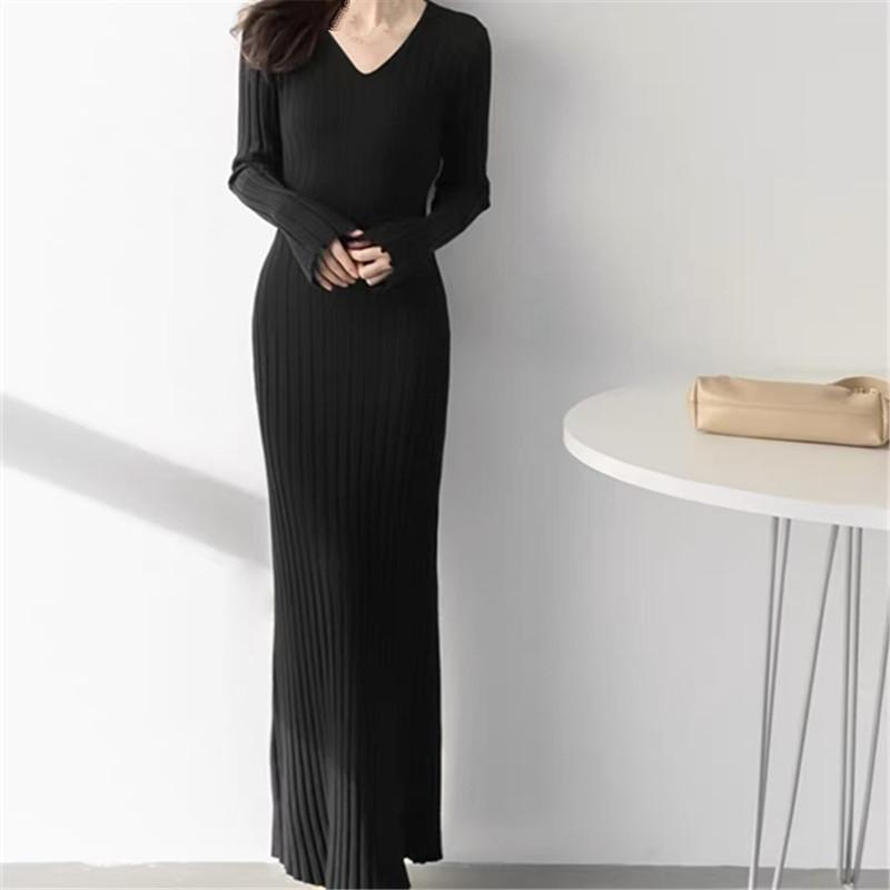 V-neck pit strip with coat with knitted dress inside women's autumn and winter new waist simple temperament sweater skirt