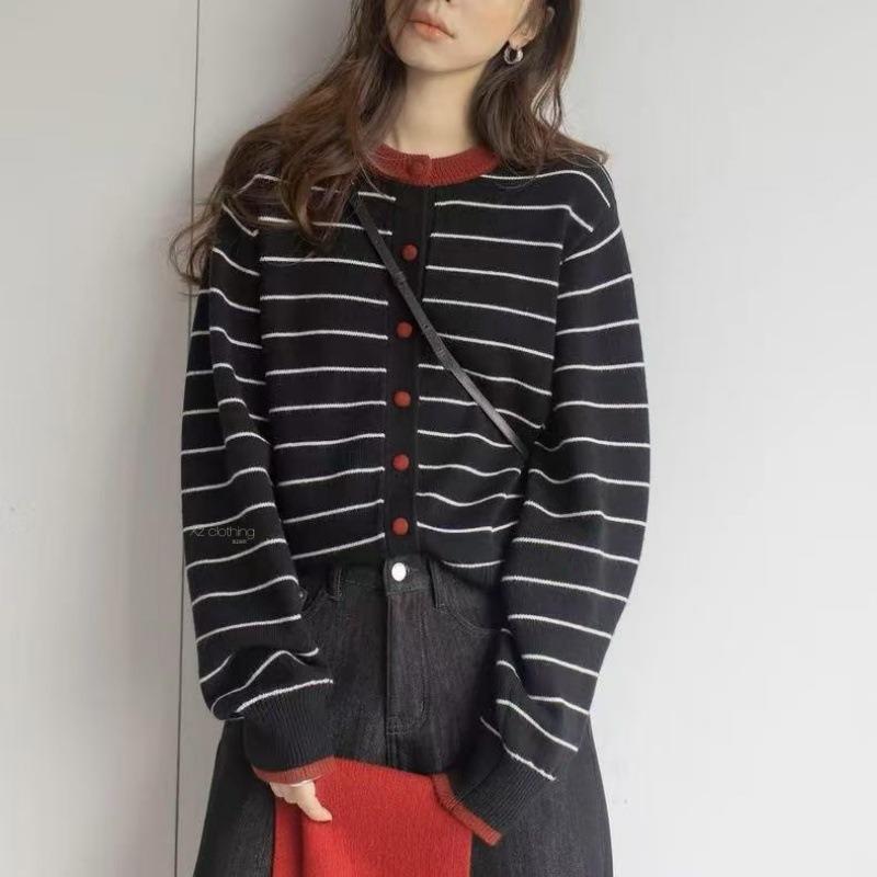 Autumn and winter contrasting striped sweater women's loose and lazy top retro crew neck knitted cardigan jacket