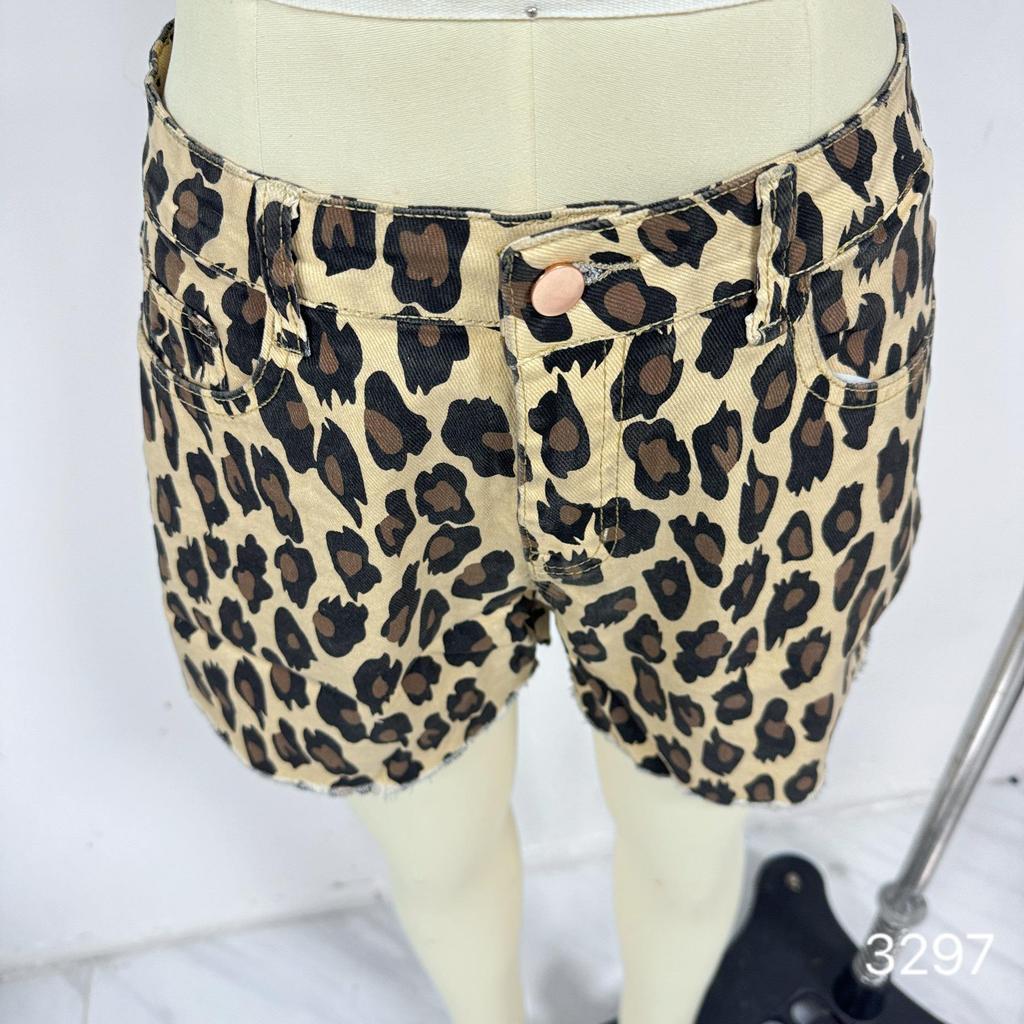 European & American Retro Leopard Print High Waist Ripped Denim Shorts for Women