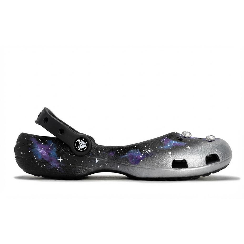 Crocs Classic Ballet 811 Fabrication, Sabots Galaxie Coucher de Lune Femmes Noir Bleu Violet 211994-001(Team80-S-BOX)